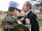 Remise de la M�daille de la D�fense Nationale � notre secr�taire g�n�ral, Paul Baron, par le  colonel  de Saulce Latour chef de corps du 1er/11e cuirassiers le 25 janvier 2008