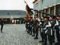 Dernier salut du colonel FLICHY � son �tendard (1994) - (Photo Prunier)